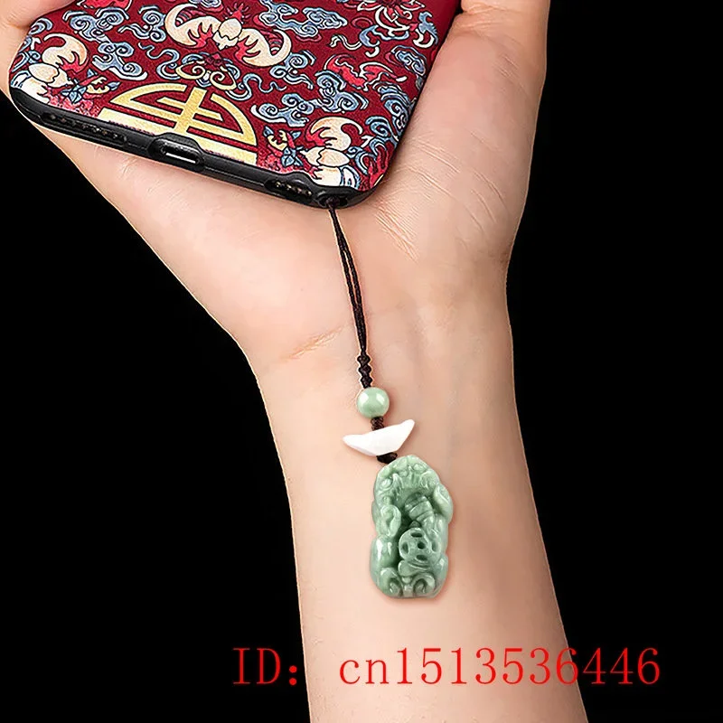Burmese Emerald Pixiu Yuanbao  - Men Fashion Key ulasan dan harga